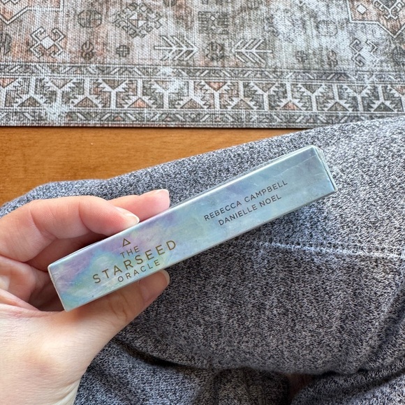 The Starseed Oracle Deck - Picture 3 of 3